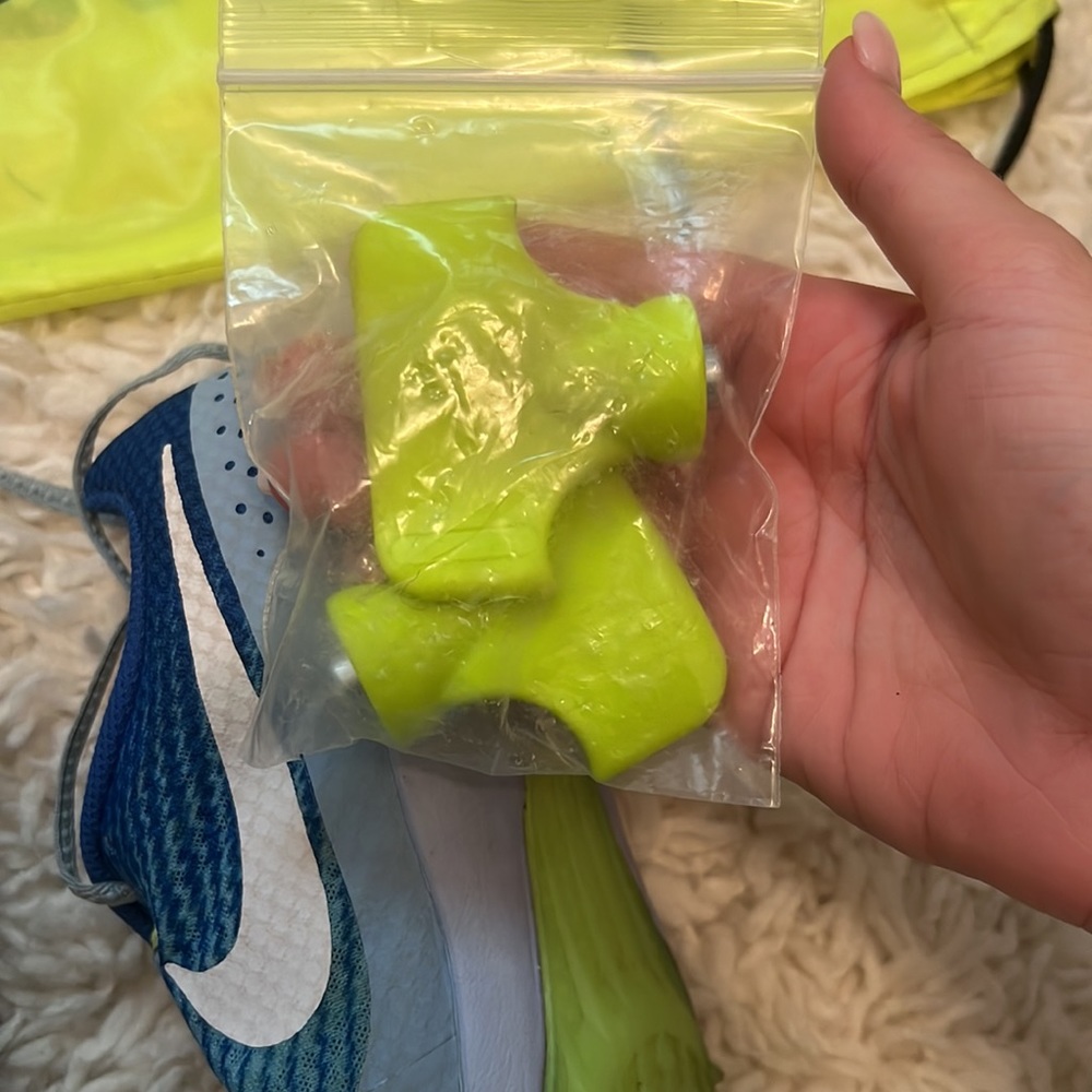 Track shoes! - Picture 5 of 6
